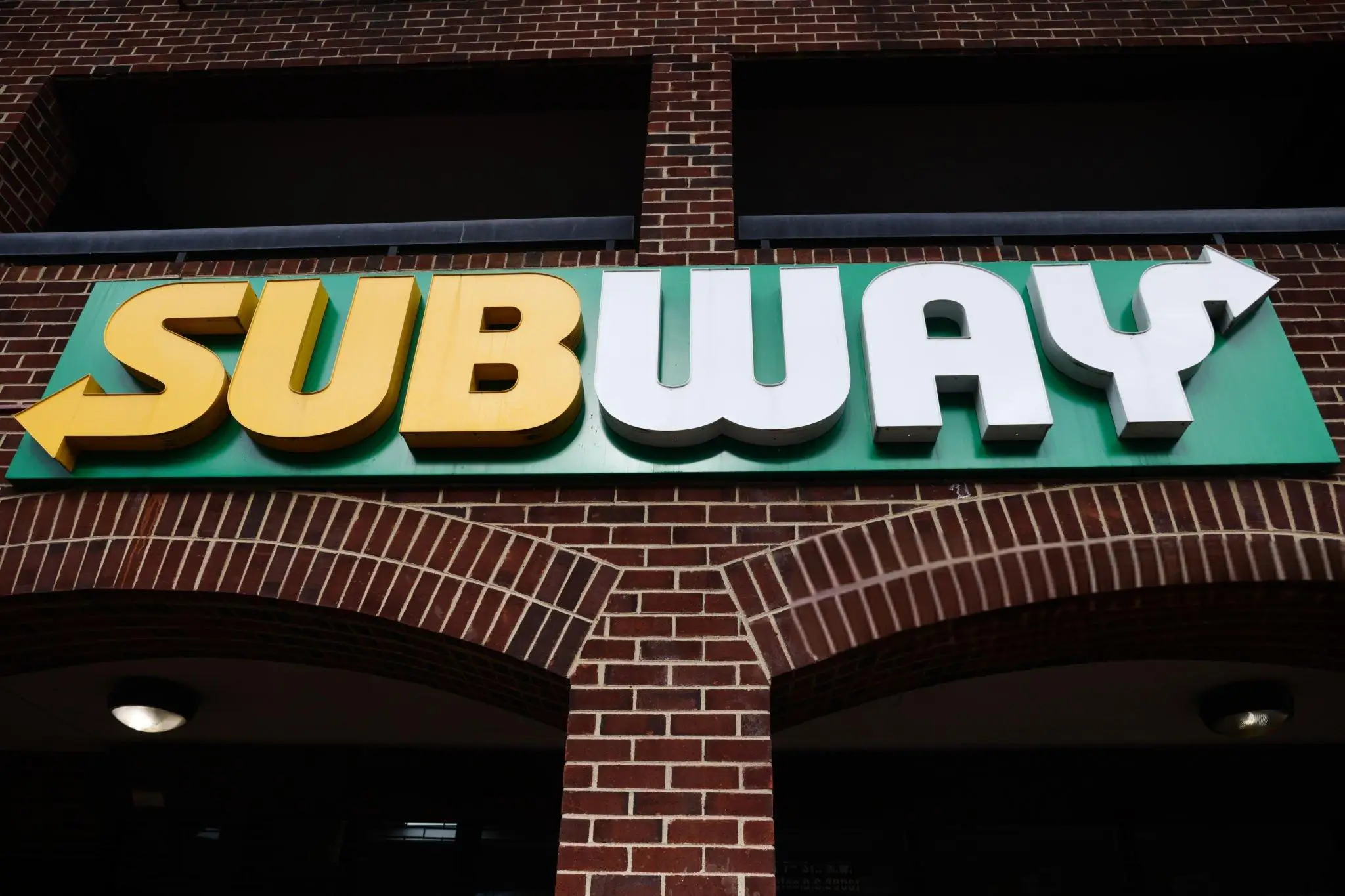 Custom Outdoor LED Light box for Store Advertising Subway 3D Light Acrylic Letter Electronic Signage