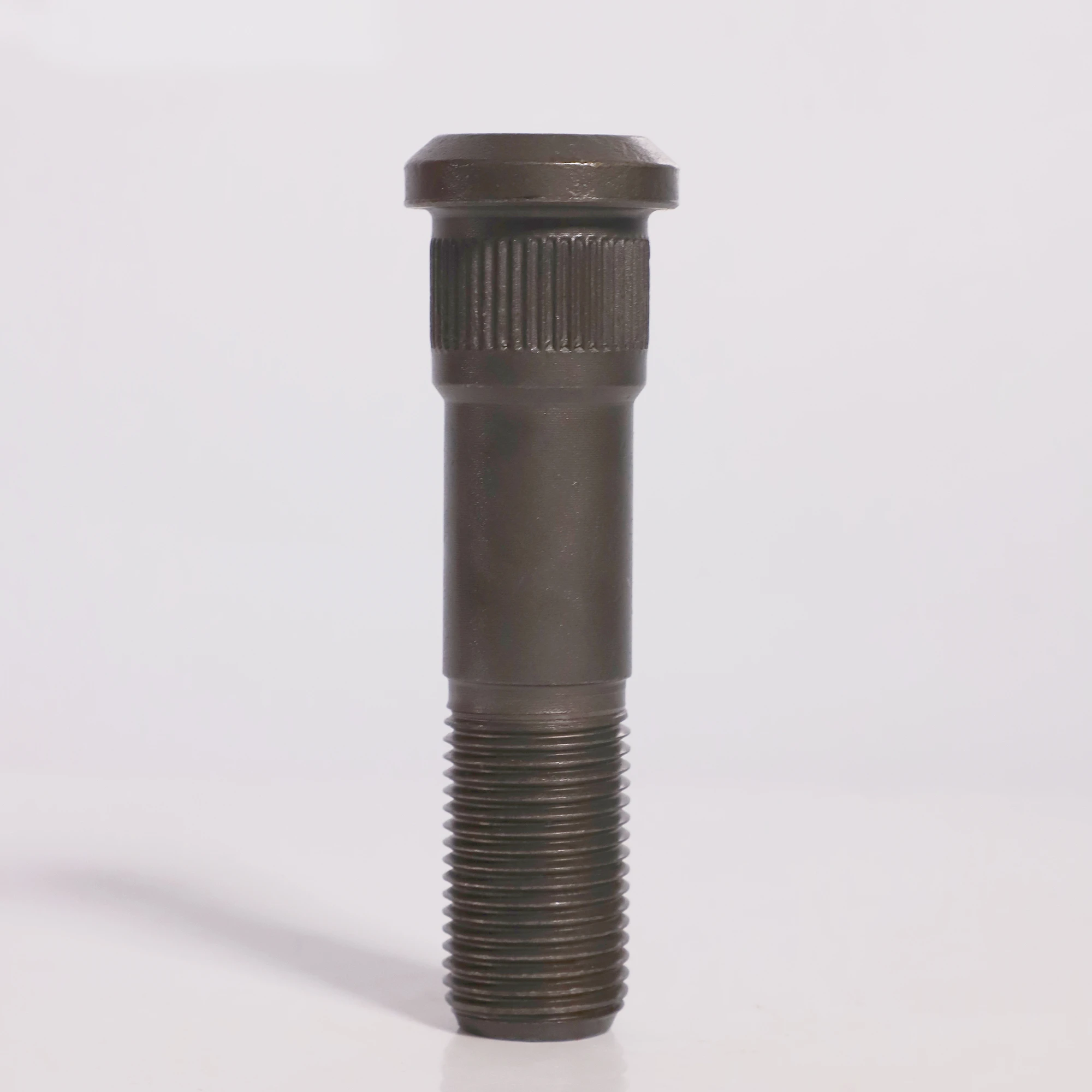 Factory Supply DAF heavy truck wheel bolt OEM 0620649 22X1.5X105 grade 10.9 hub bolts and nuts  Dacromet With good service