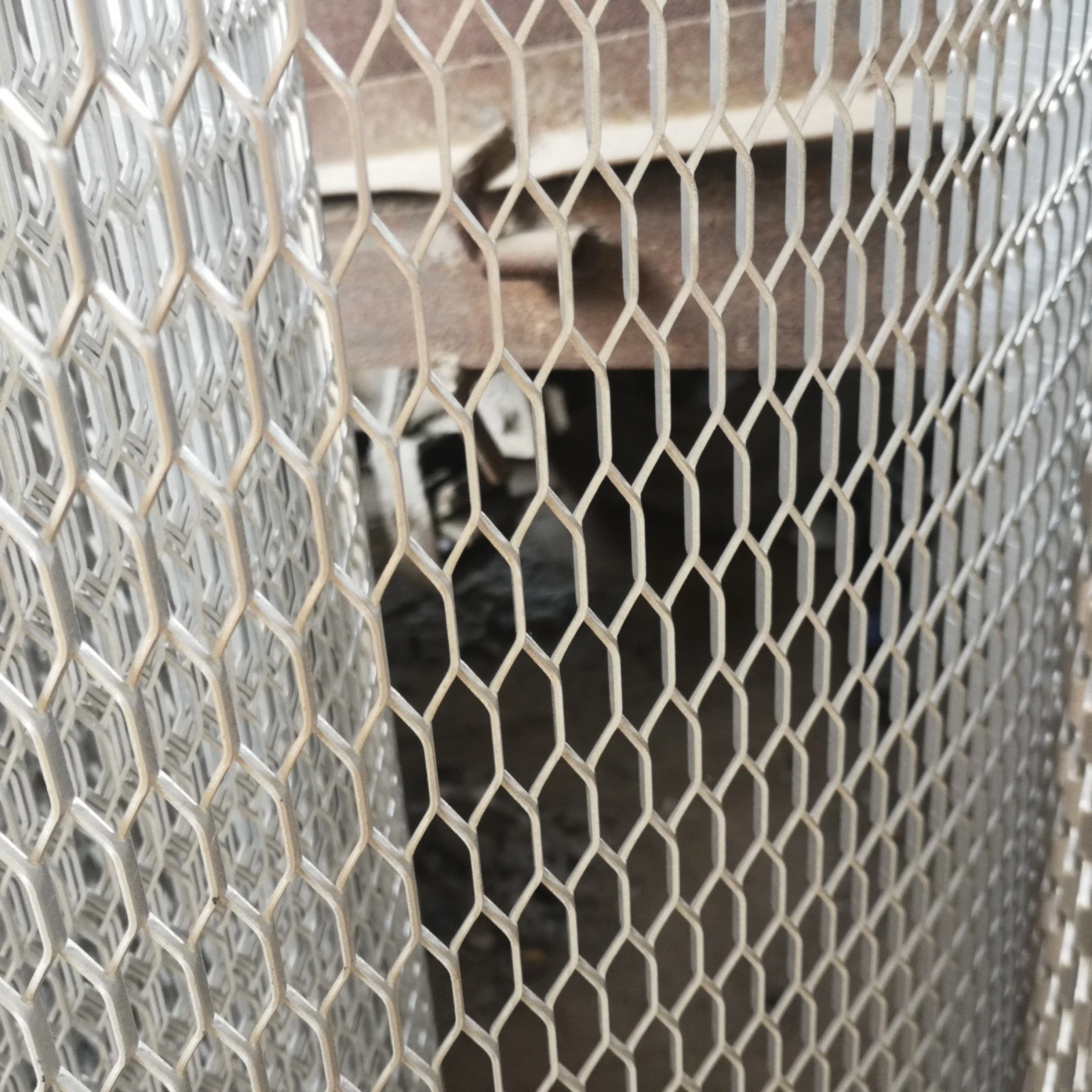 Decorative Small Honeycomb Aluminum Expanded Steel Metal Mesh