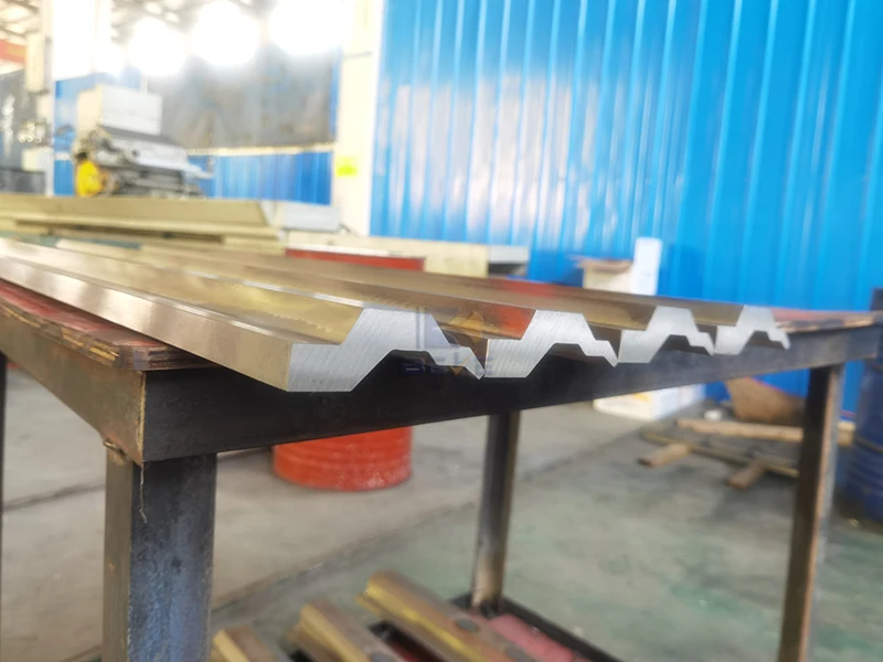 Press Brake Tools Bending Punch And Matrix Die, Bending Machine Tool