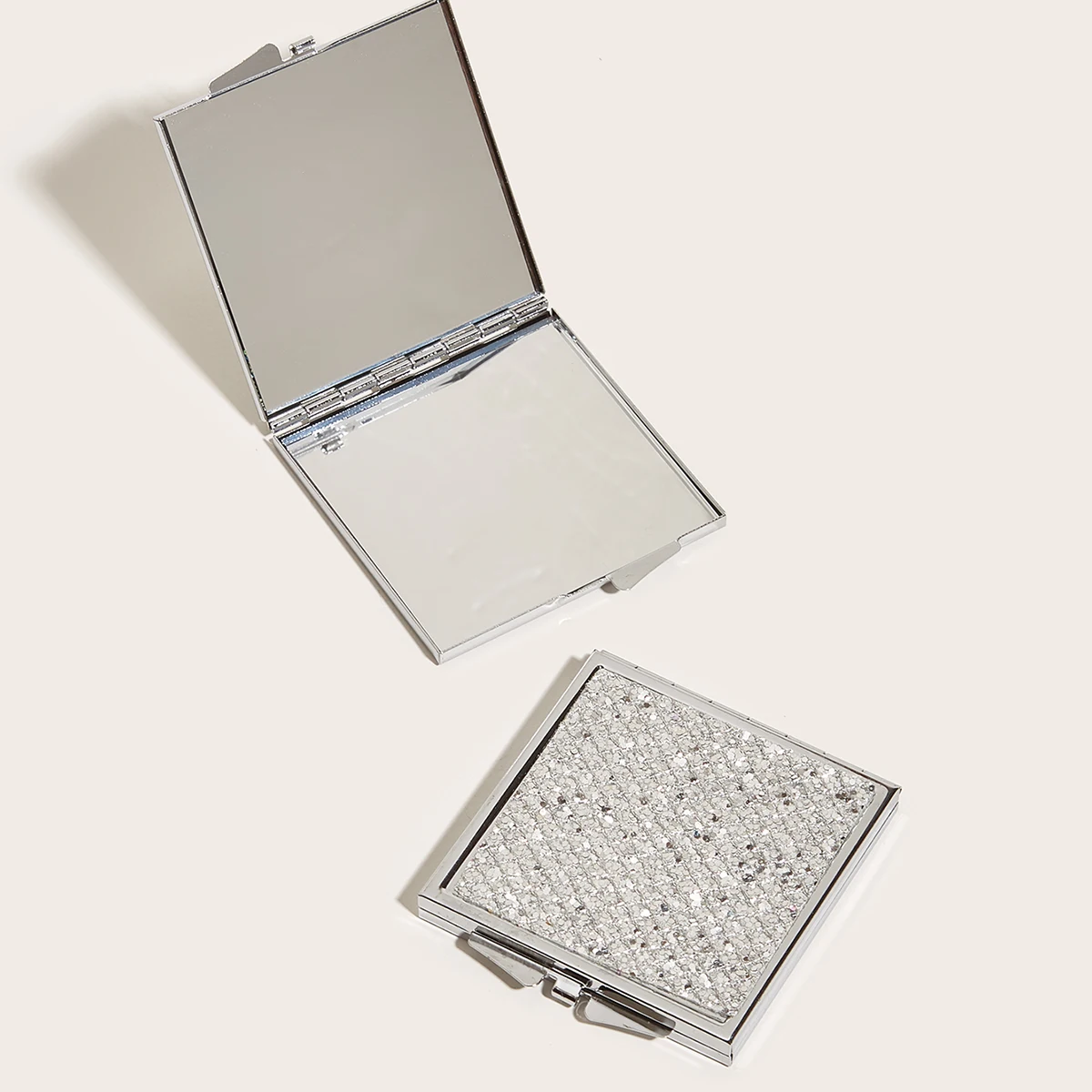 Portable Pocket Makeup Mirror Square Shape Glitter Leather Metal Folding Flip Bling Hand Mirror Custom Logo