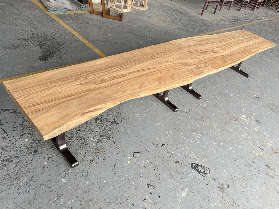 Natural shape top live edge ash wood large rustic wood restaurant dining table Japanese restaurant table top furniture