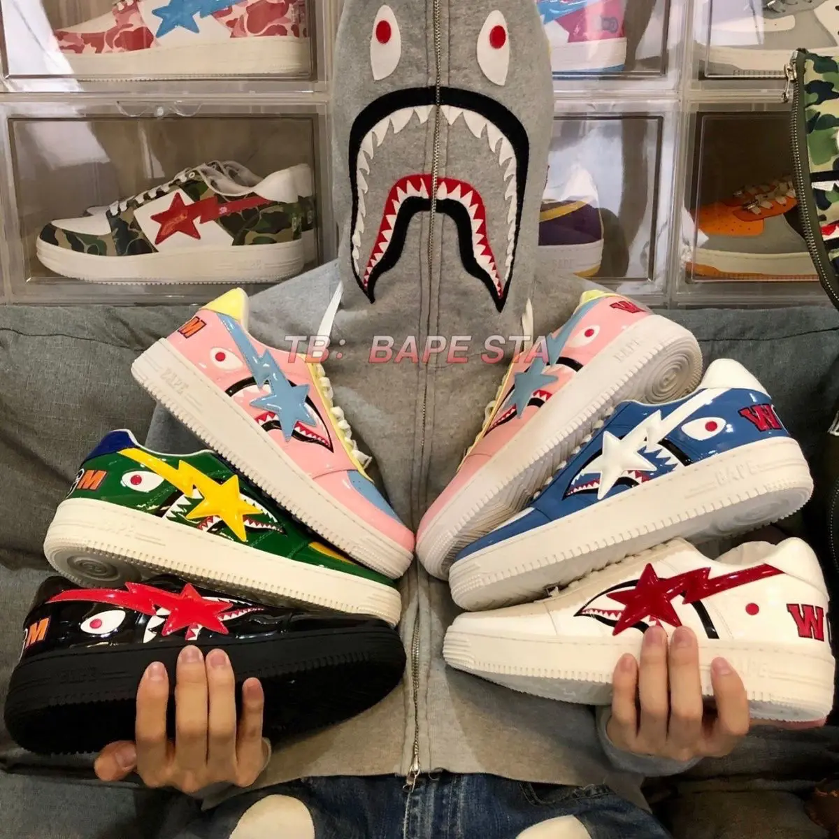 2024 Hot sale Top Quality Bapestas Shoes Patent leather casual sneakers vibe street contrast leather sneakers