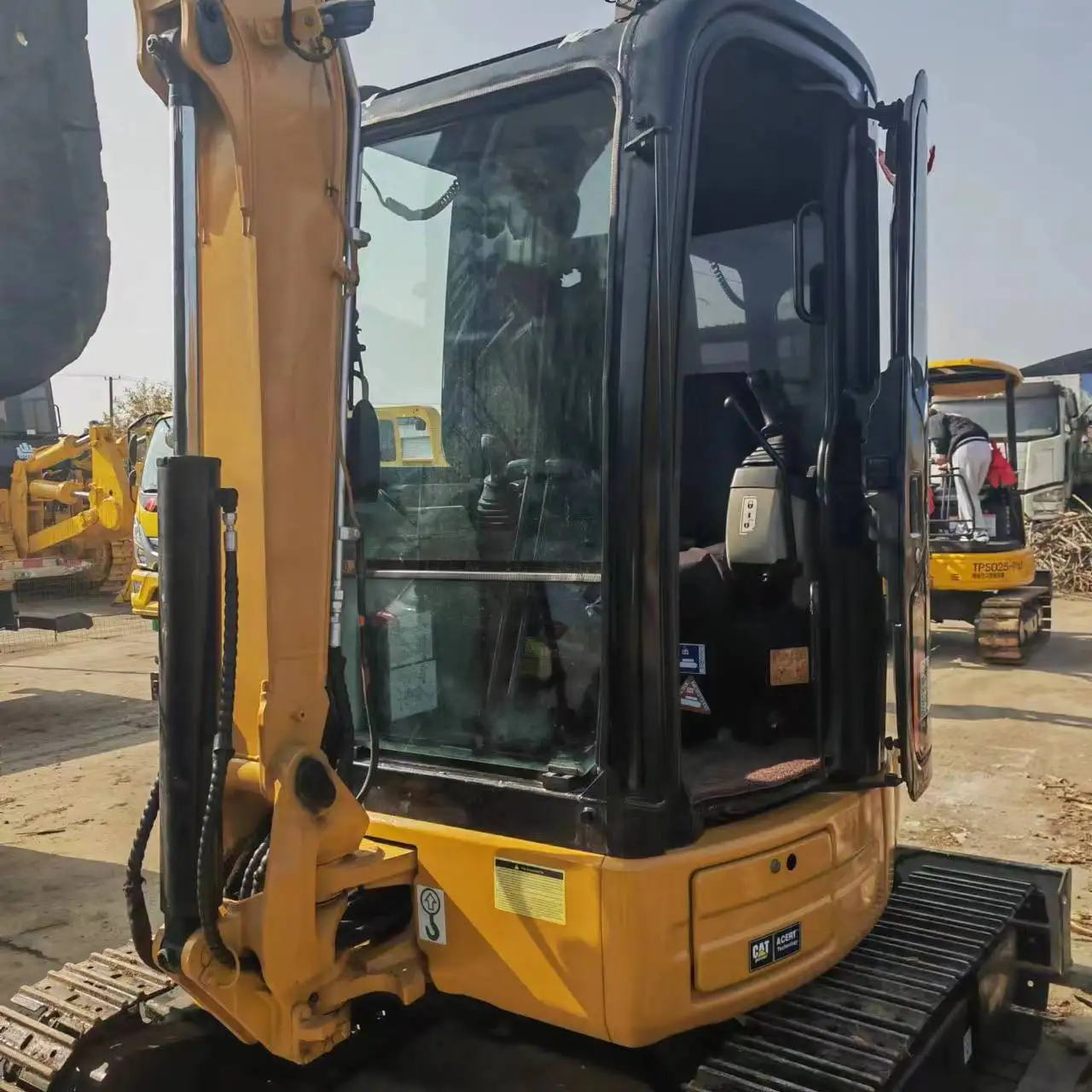 Used Caterpillar 303.5E 3 tons Mini Excavator Cat 303.5E Used Crawler Excavator Farm Used Crawler Excavator for Sale