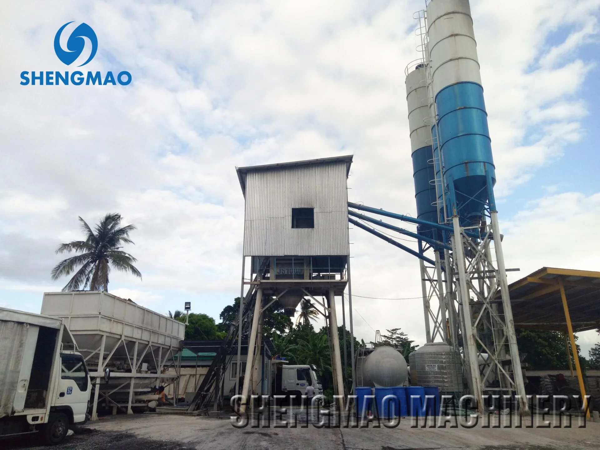 Smart control aggregate batching blending facility Reliable cement mixing facility Modern concrete blending plant