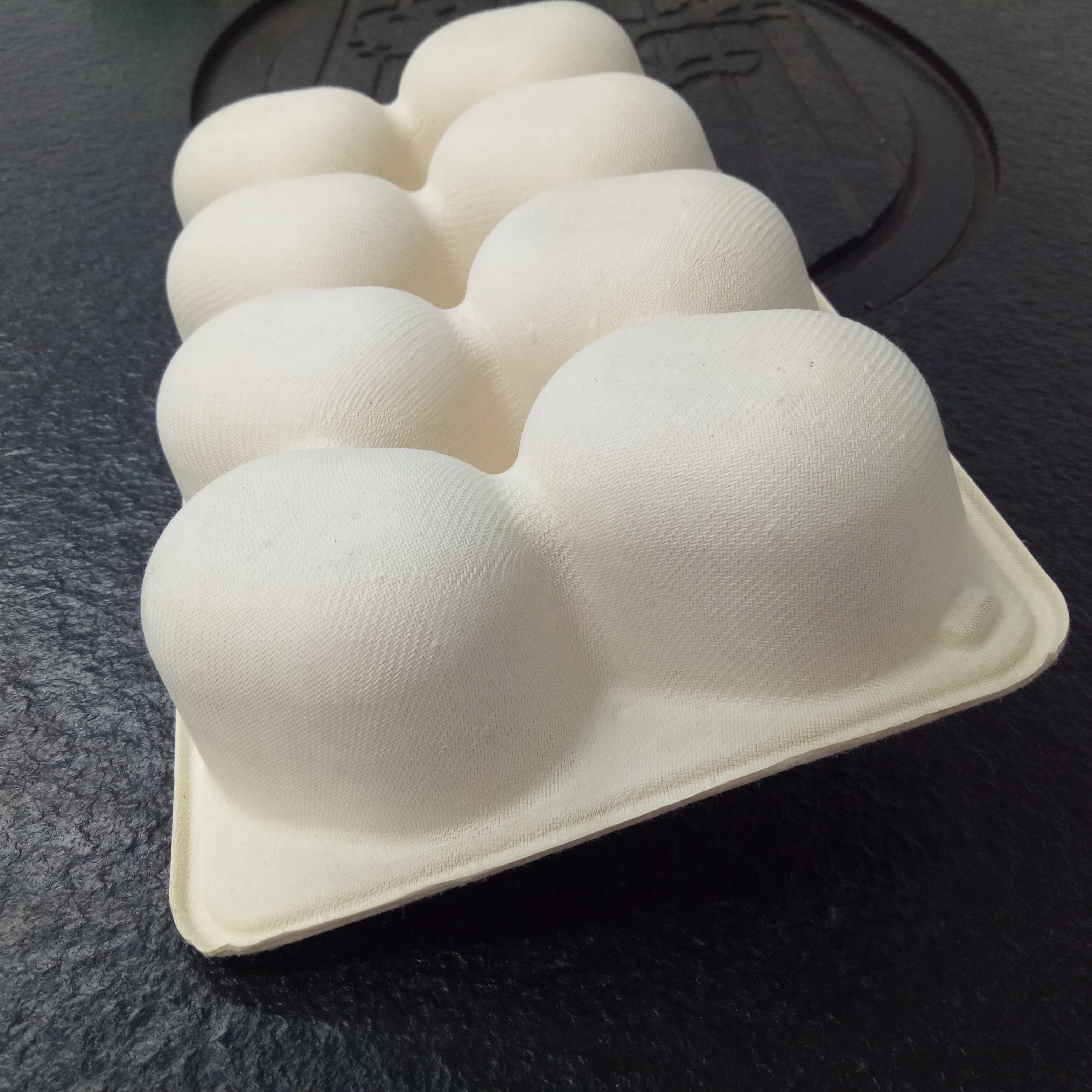 Custom Made High-End Pulp Molded Package Non-Pollution Low MOQ Sugarcane Bagasse Foam Kiwi Fruit Protective Filler Packaging Box