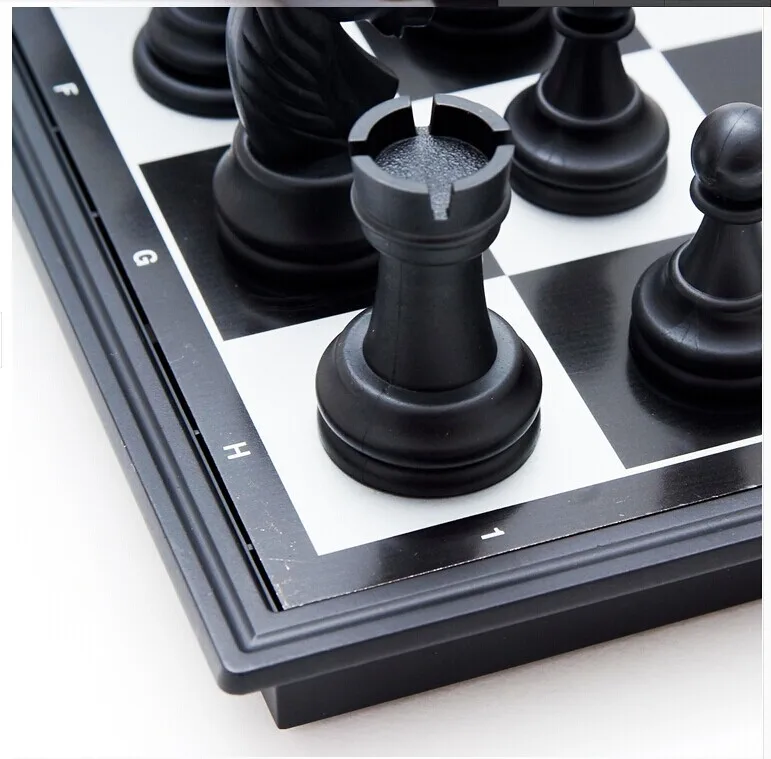 25 cm Folding Magnetic Plastic Chess Set Chess Board Games Set for Outdoor Kids and Adults