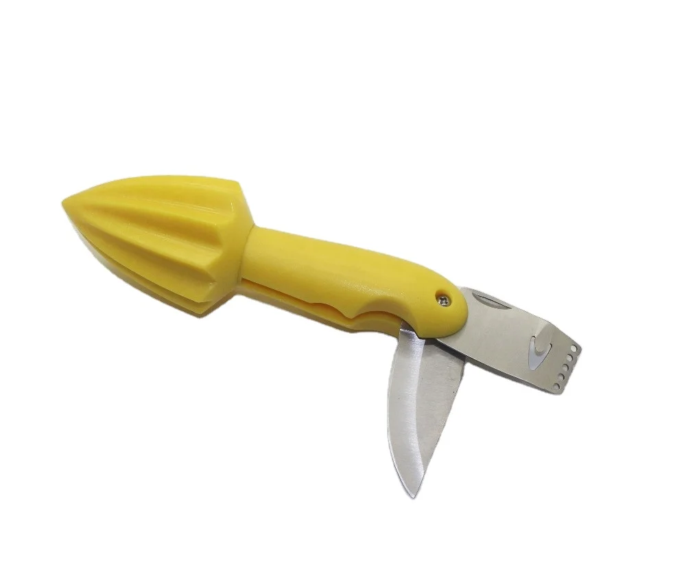 Hot sale 3 in 1 practical citrus carrot squeezer multifunctional fruit manual tomato juicer with knife and peeler