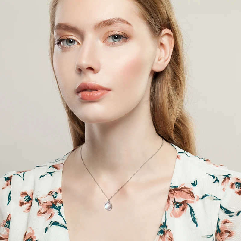 New arrival Trendy Synthetic Opal 925 Sterling Silver 8mm Oval Cut bezel Opal Pendant Necklace for women