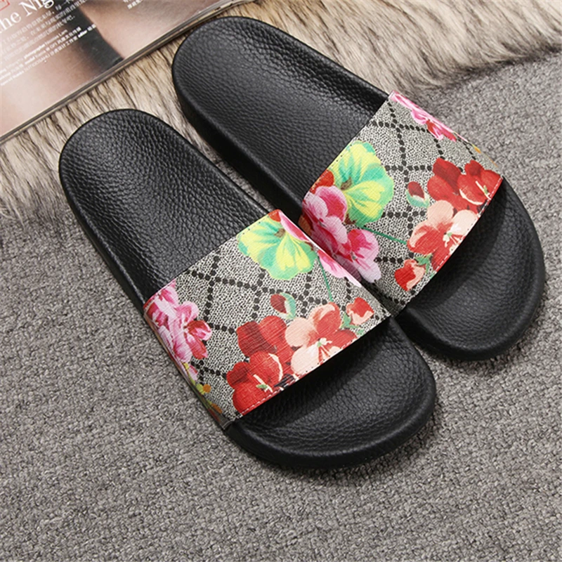 High Quality Luxury Genuine Leather Flat Slippers Floral Print Couples Summer Beach Slides Designer Vacation Sandals
