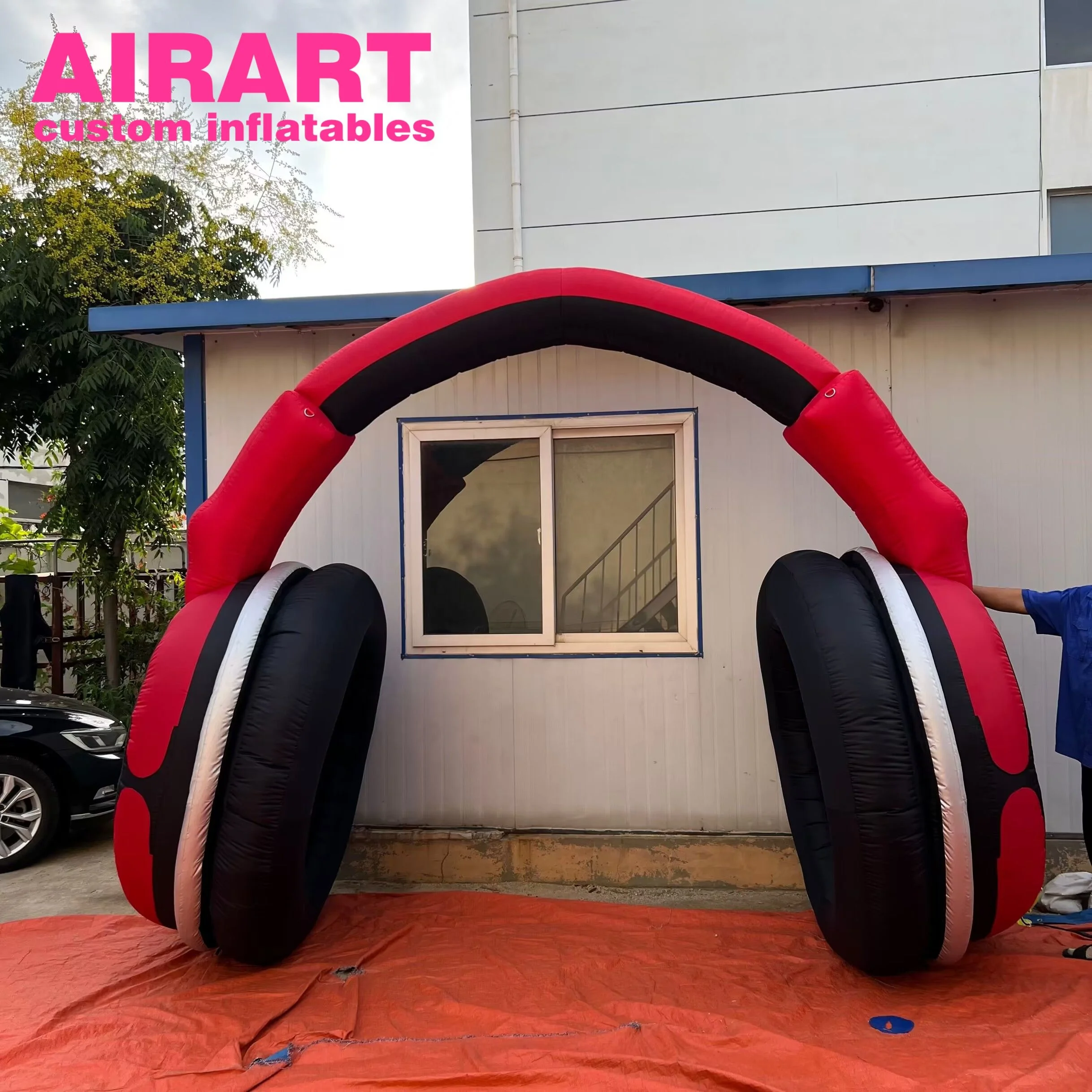 Best Selling Giant Earphone Music Event Use Inflatable Headphone Decoration