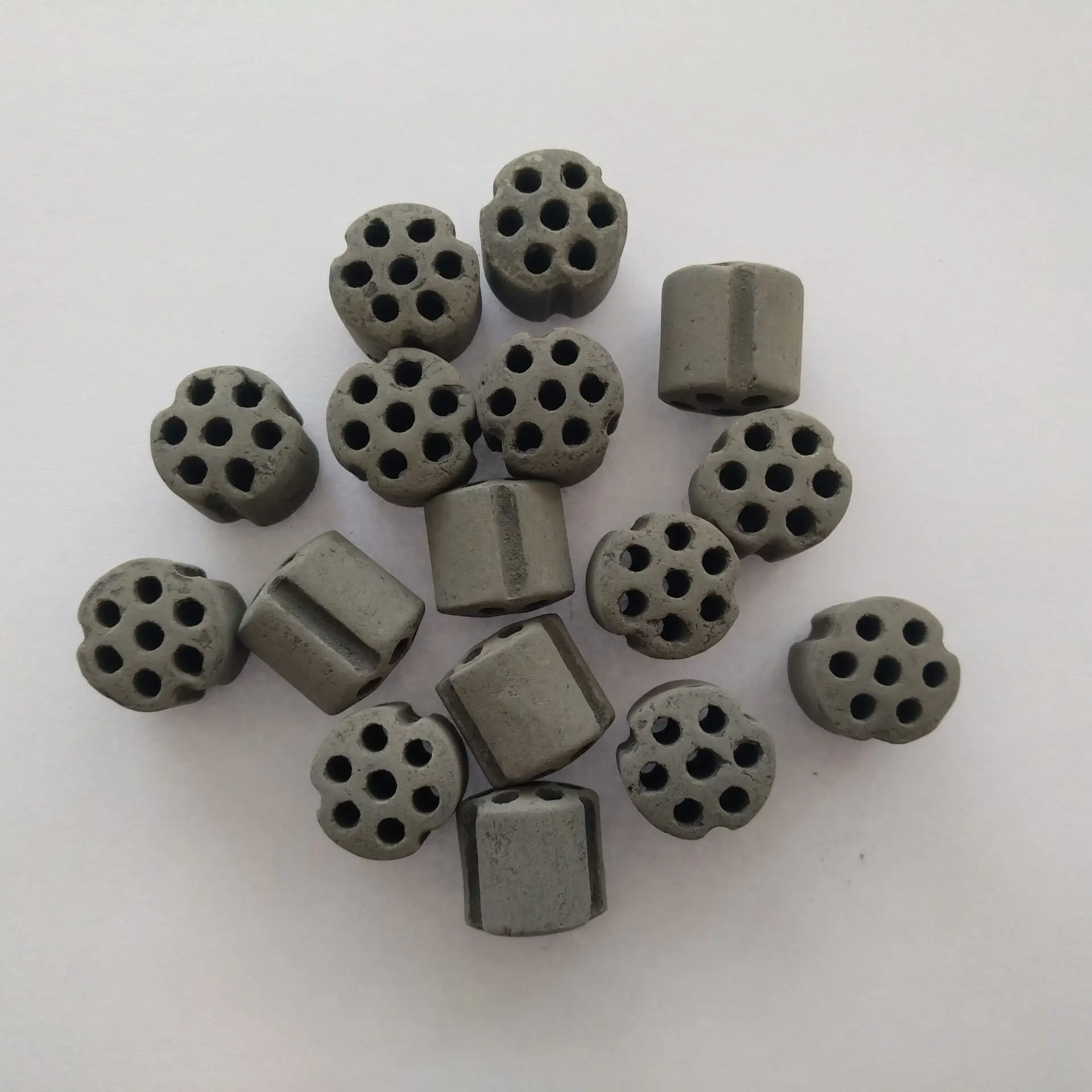 Ammonia decomposition catalyst series HTZ112