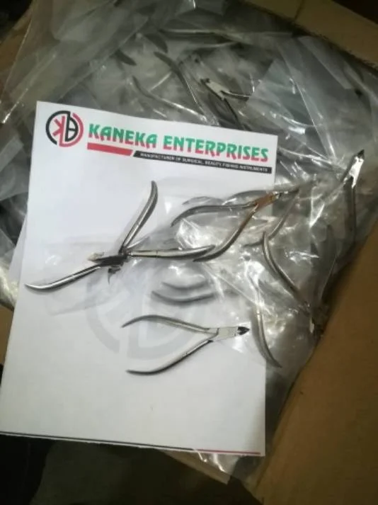 Professional Stainless Steel Toe Finger Cuticle Nipper Nail Plier Pedicure Manicure with Customized private label