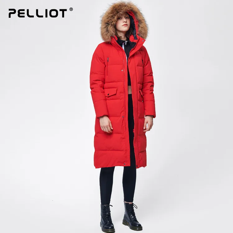 Custom logo women winter fashion goose down parkas  90 down coat with fur hood