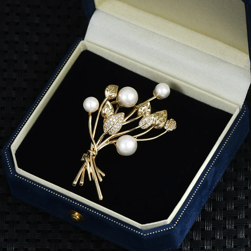 XZ60239 Gold electroplated micro-inlaid Zircon Leaf Brooch Pearl Bouquet Pin Small fragrance corsage high touch banquet pin