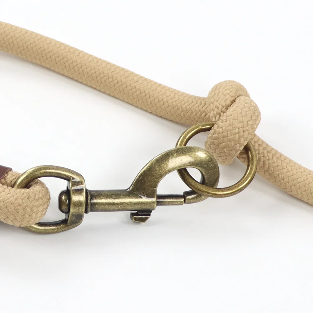 Adjustable Sand Round Rope Leash High Quality Wear Resistant Pet Round Rope Leash with Leather Interface for Sale