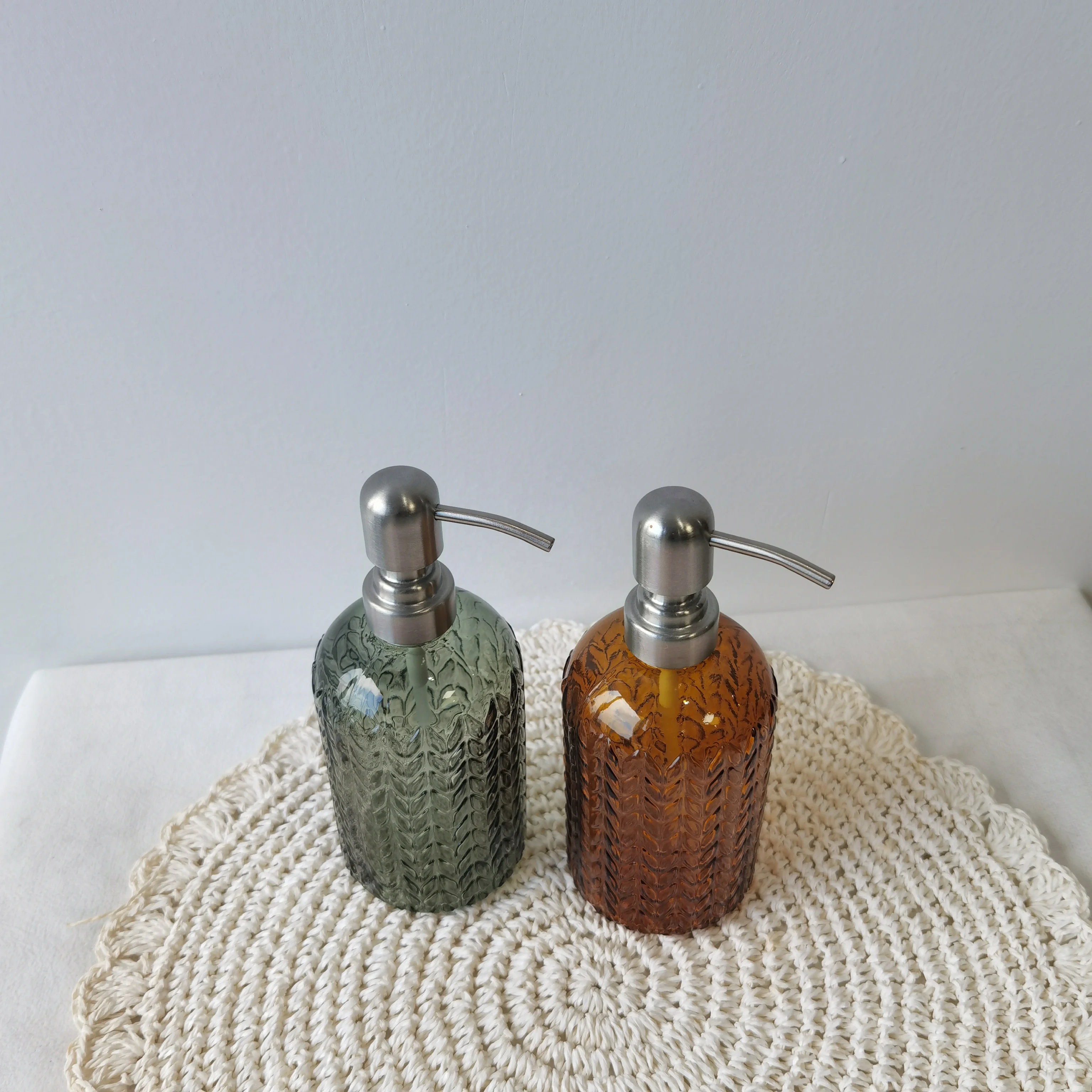 Bathroom accessories fall decorative glass shampoo bottles lotion soap Liquid Soap Dispenser bottles with metal pump