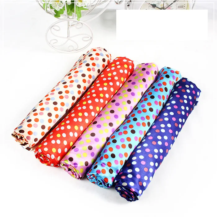 Factory cheap price shiny smooth 100% polyester fabric satin polka dot