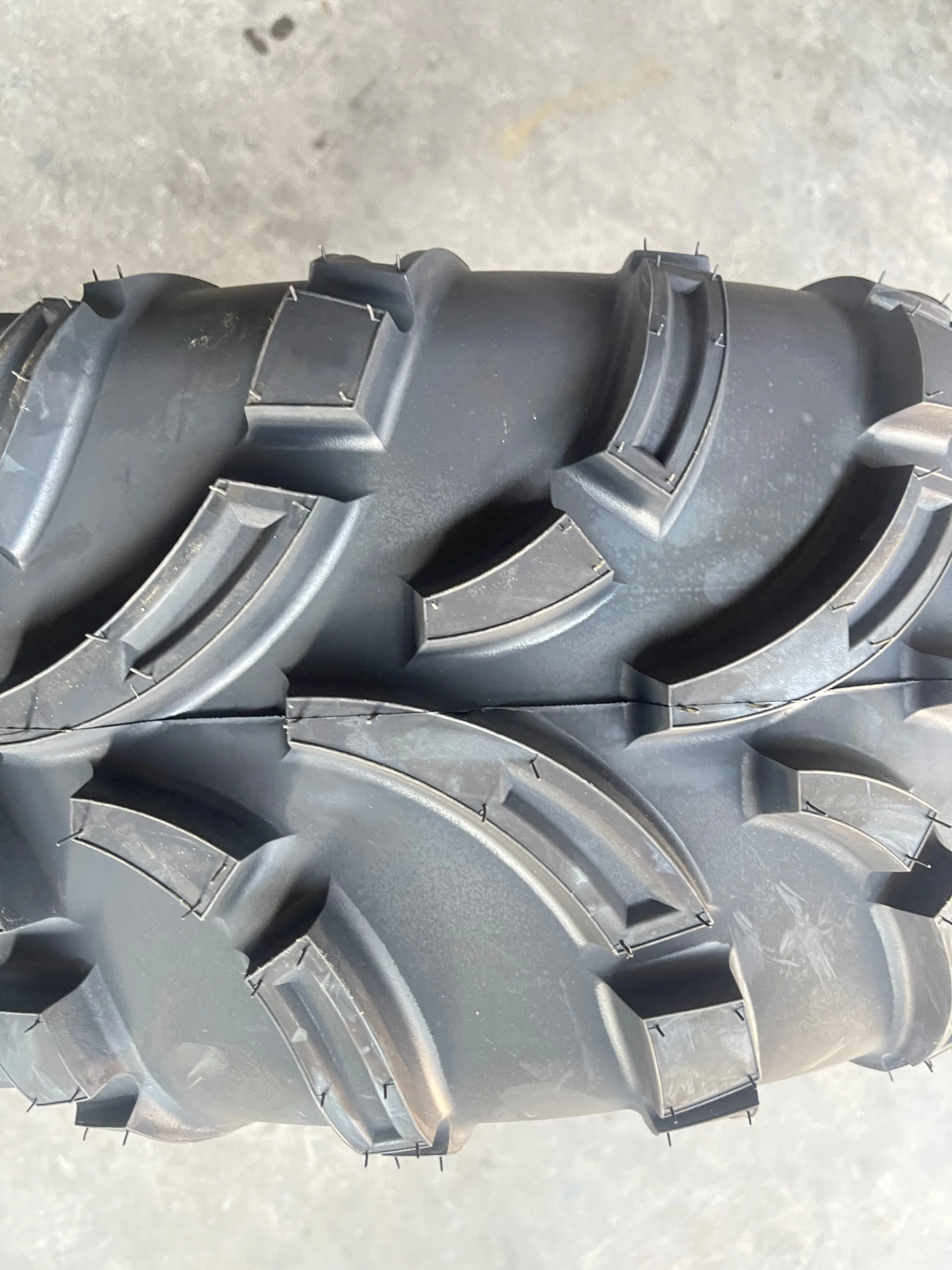 KTA Hot Wheels 25X10-12 ATV Tyre Manufacture Cheap Price Motorcycle and UTV