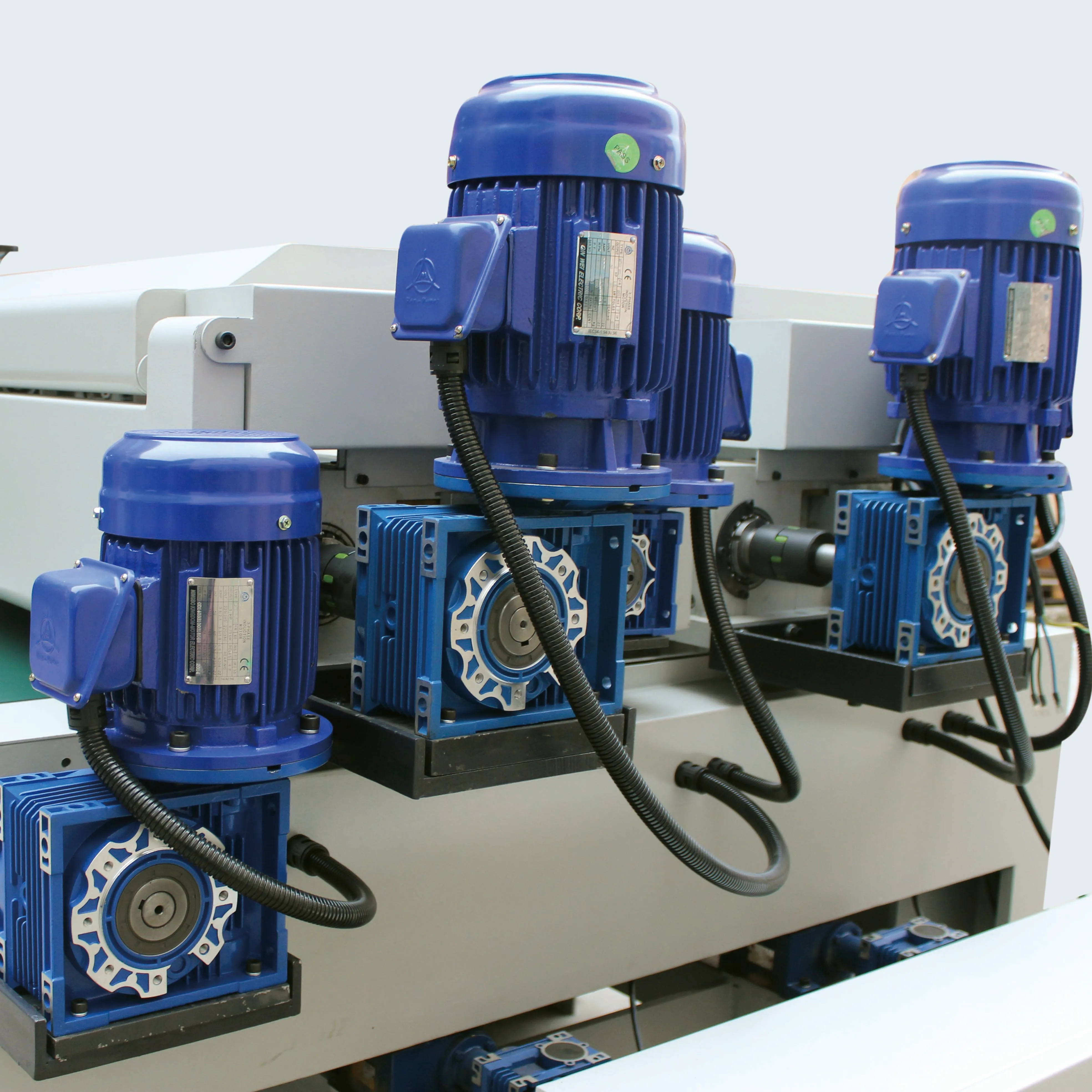 Wood Working Machinery UV Paint Roll Coater for MDF and Melamine Board