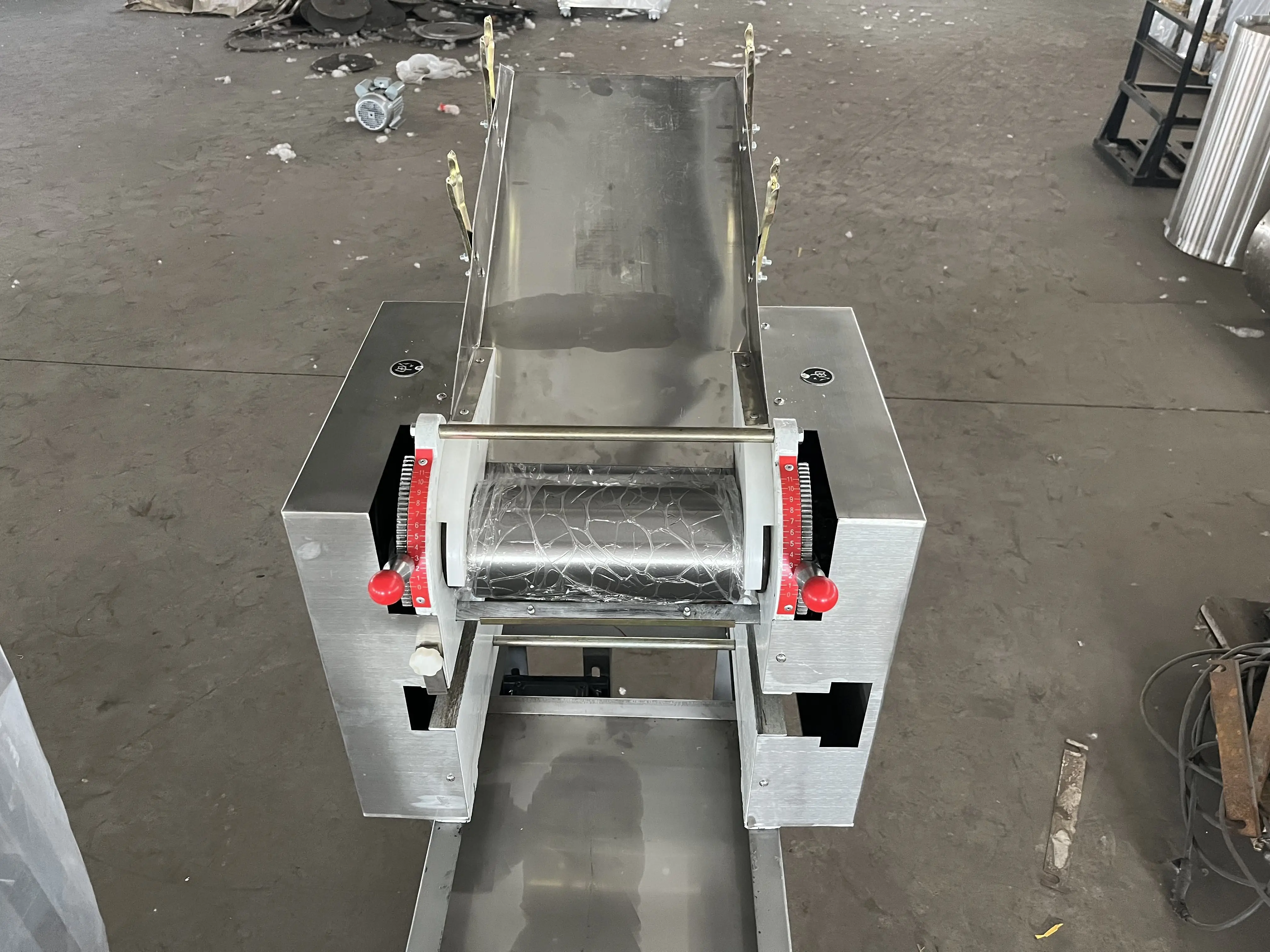 Industry Commercial Automatic Noodle Make Machine Electric for Sale Fresh Noodle Making Machine Adjustable Pure Copper Wire