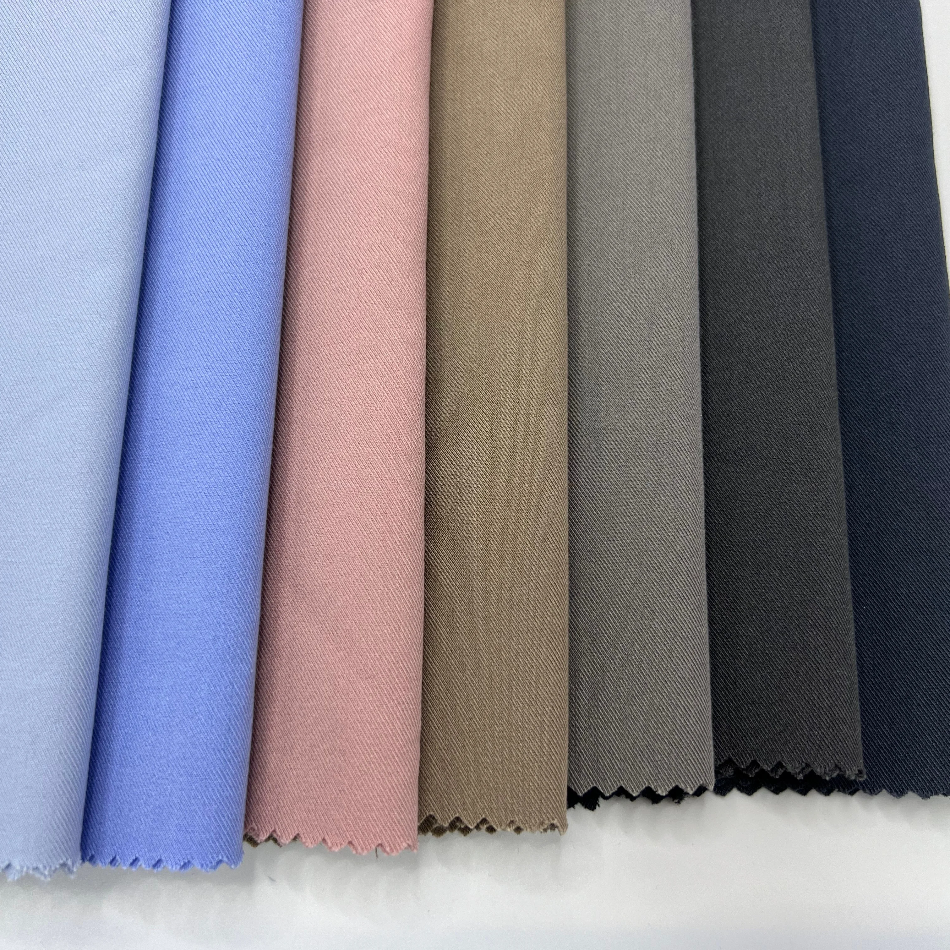 Customized color dyed 78% polyester 18% rayon 4% spandex twill stretch woven tr fabric for women suit