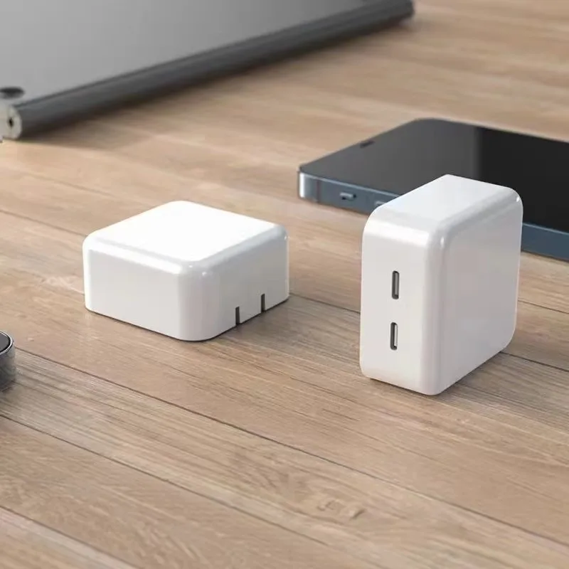 China Selling Gan 40W Double USB C Type-c Phone Quick Wall Charger Mobile Phone Chargers