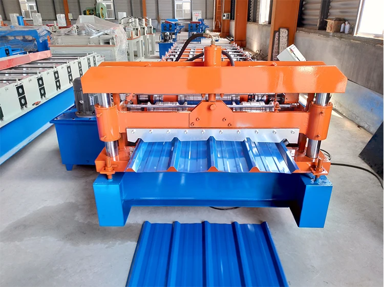 TR5 Roof Machine 13.jpg