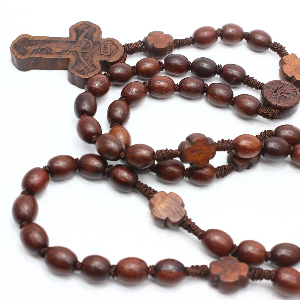 2024 New Wholesale cheap rosary wooden catholic beads religious rosary with cross jesus pendant necklace