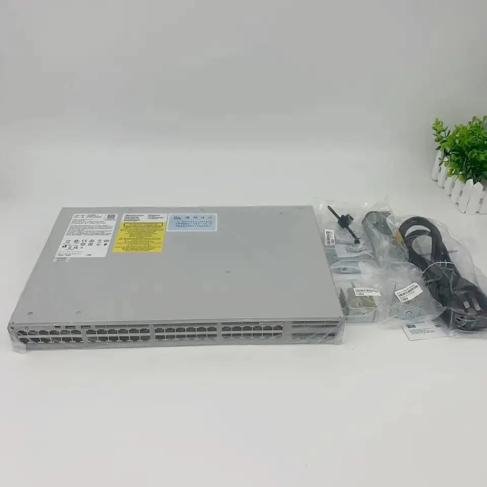 Original 9200L 48 Port Data 10/100/1000Mbps with factory price Switch C9200-48T-E