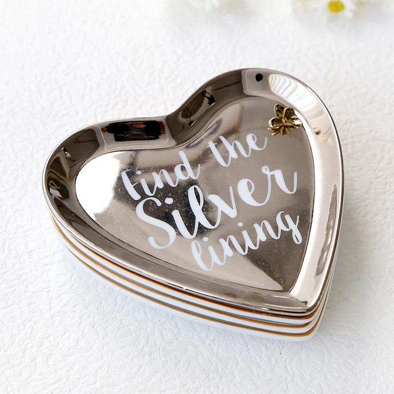 High Performance Exquisite Gold Rim Heart Shape Table Decoration Jewelry Tray for Wedding Gift