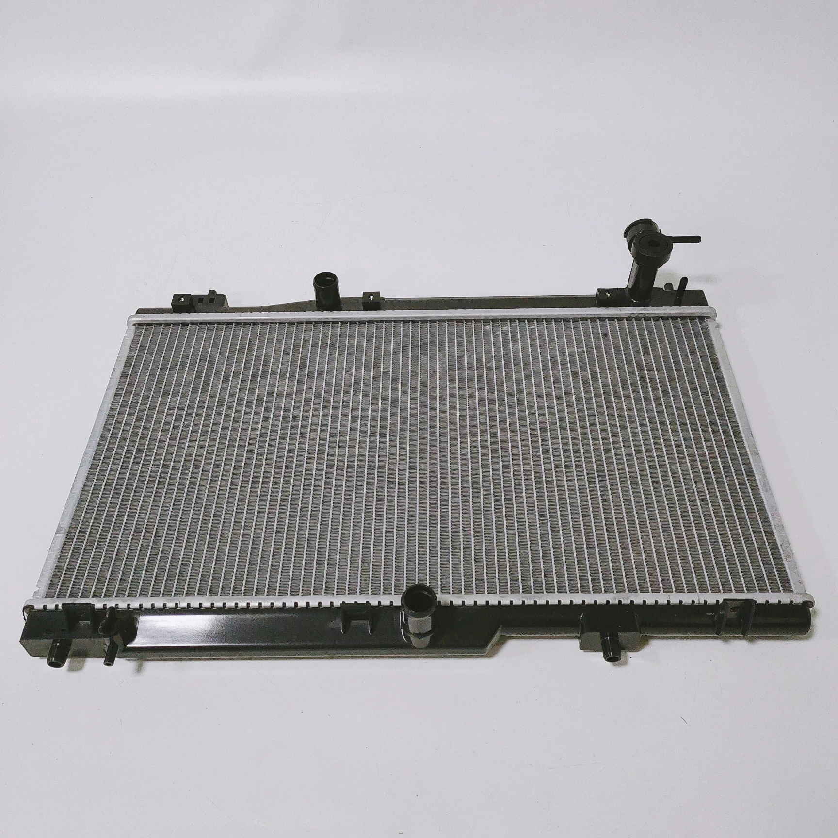 S21-1301110 Aluminum Plastic Brazed Car Engine Water Tank Radiator  Aluminum Radiator For Chery QQ 0.6 (M/T)