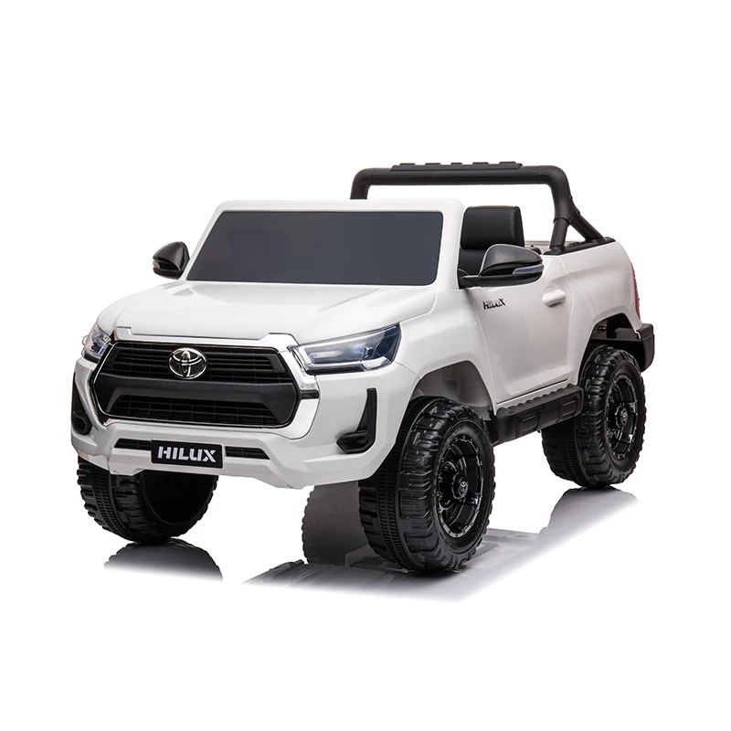 Licensed Toyota Two Seat  Hilux Battery Ride on Car for Big Kids Ride-on Cars Oversized