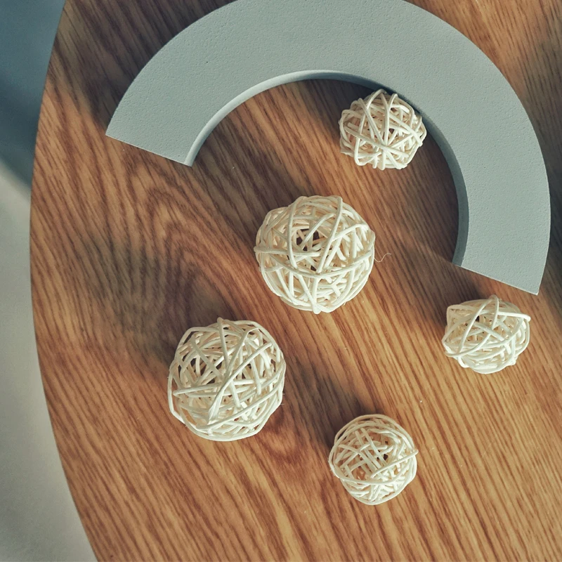 custom design decorative hotel curled rattan wooden flower reed diffuser sticks