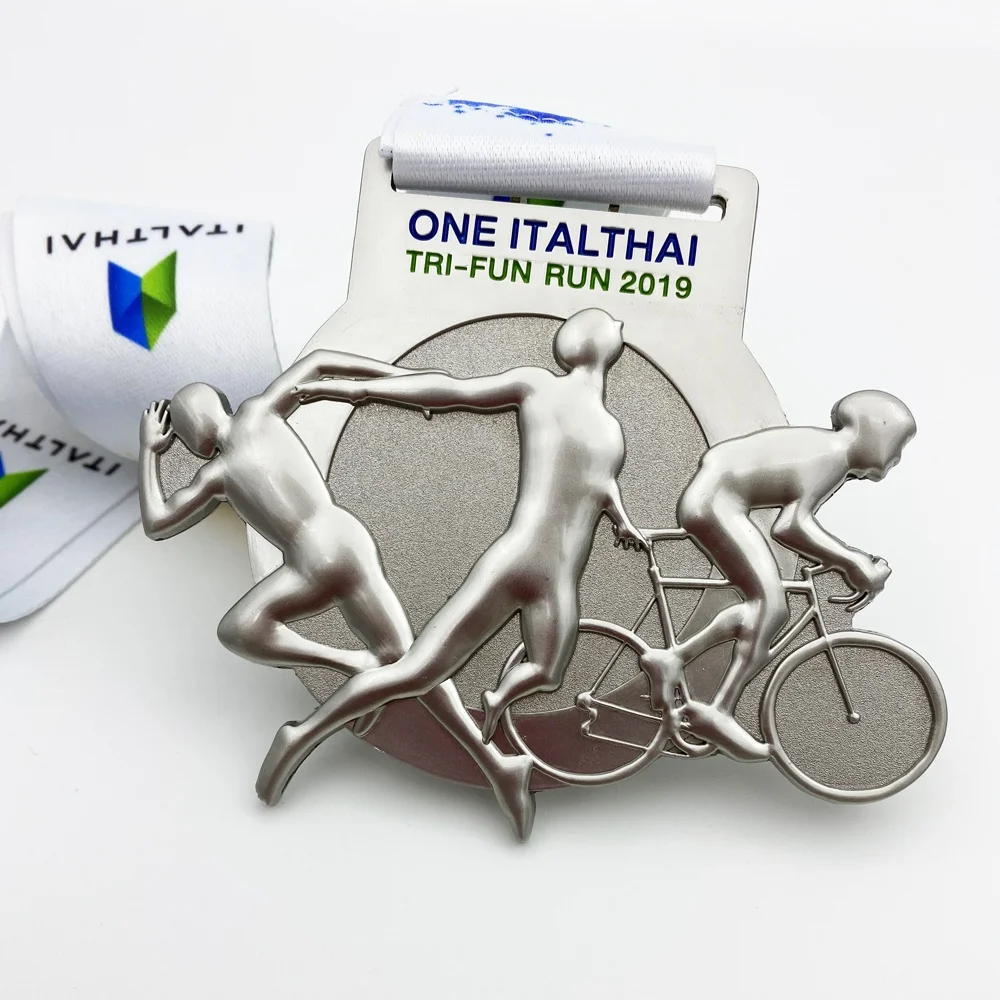 Manufacturer OEM Matte Nickel Plating Cycling Bike Medal with Ribbon