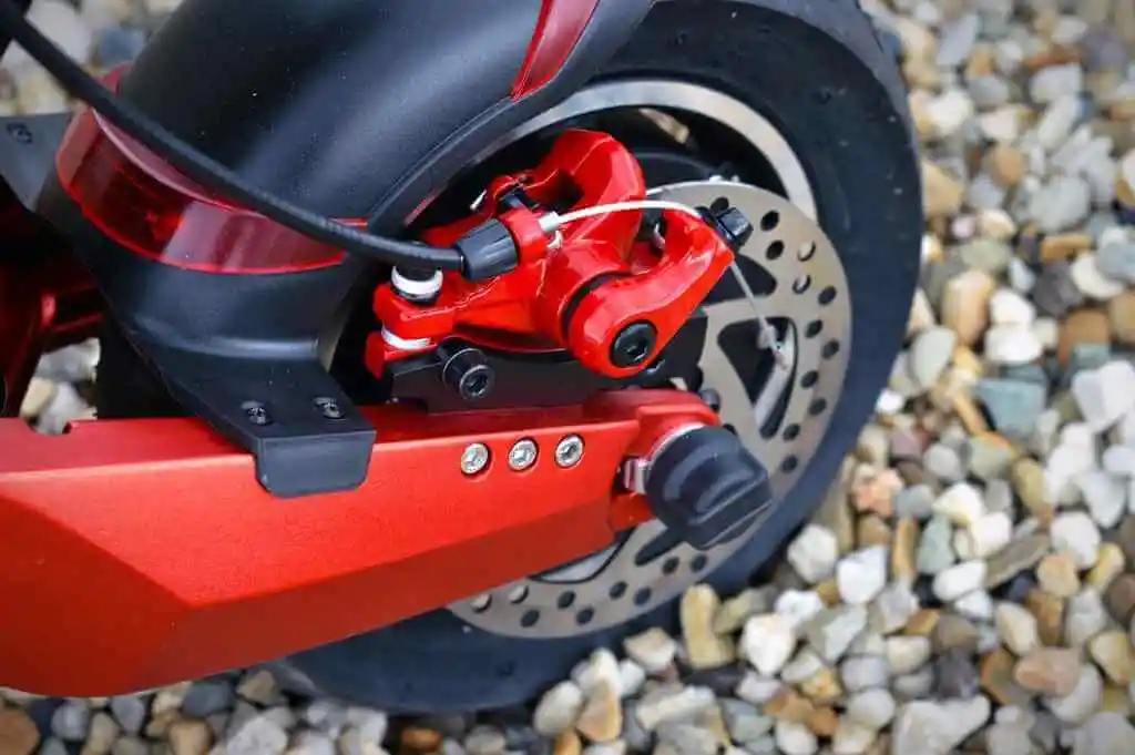 Warehoures Dual Motor Off Road 60v23ah Super Fast Electric Scooter 2000W 10 Inch Similar to Mantis ZERO 10X Electronic Unisex