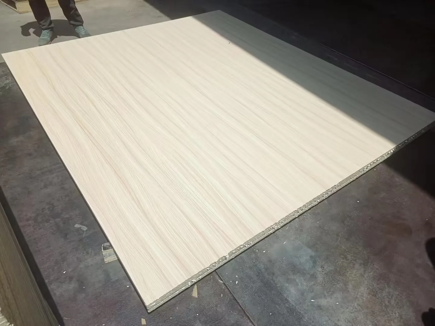 High Quality 1830*2440 *3mm 6mm 9mm 12mm 15mm 18mm MDF RAW MDF  Melamine MDF for South American Market