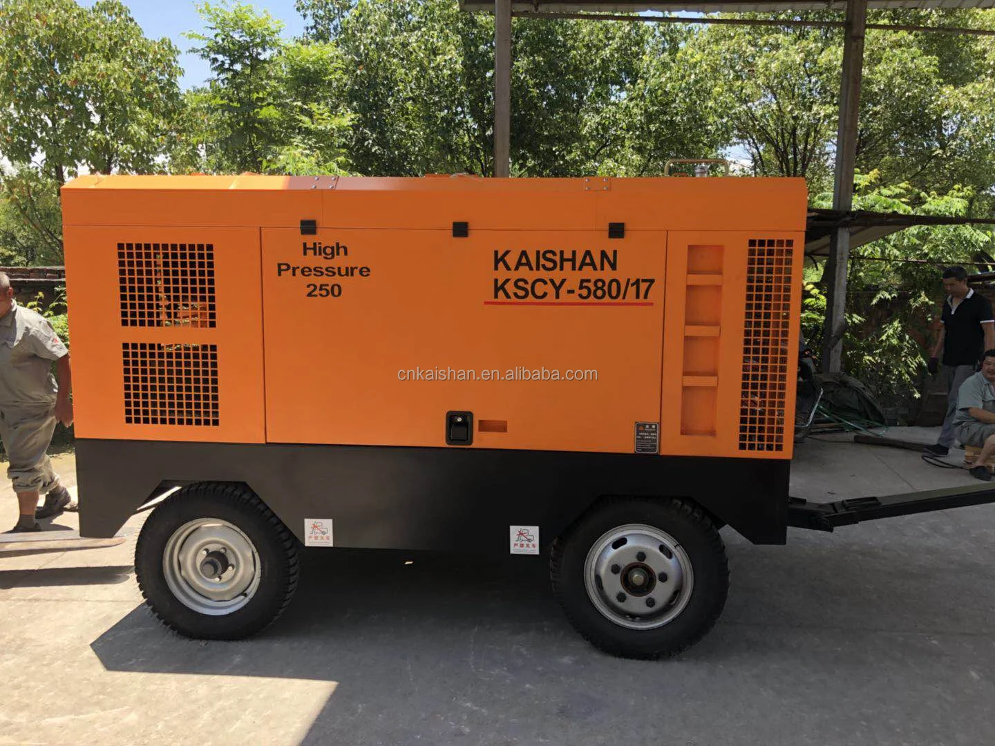China Kaishan air compressor KSCY570/12 for water well drilling rig  570cfm 12bar Screw air compressor