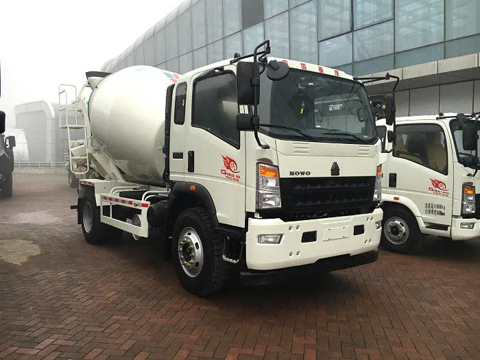 Sinotruk Howo 4x2 4cbm 6cbm Mini Concrete Mixer