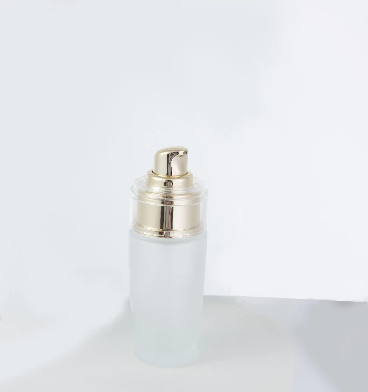 China factory Waterproof serum bottle skincare packaging Gold Transparent 30ml 40ml liquid foundation glass bottle