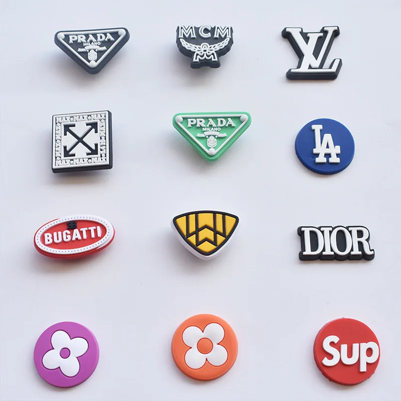 Wholesale 2022 famous brand shoes Charm Jewelry logo crocodile shoes charm vendor