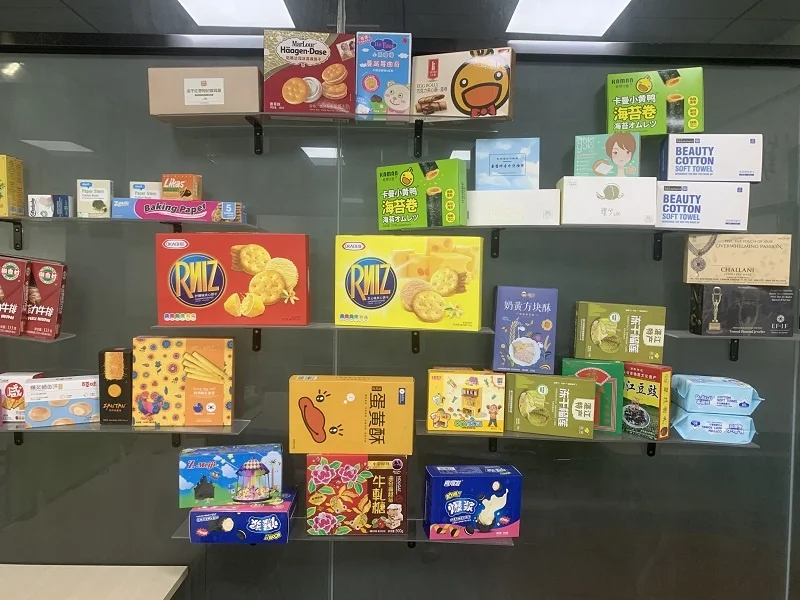 Ali Baba Factory Supplier Rectangle Square Paper Carton Box Two Sides Glue Sealing Machine