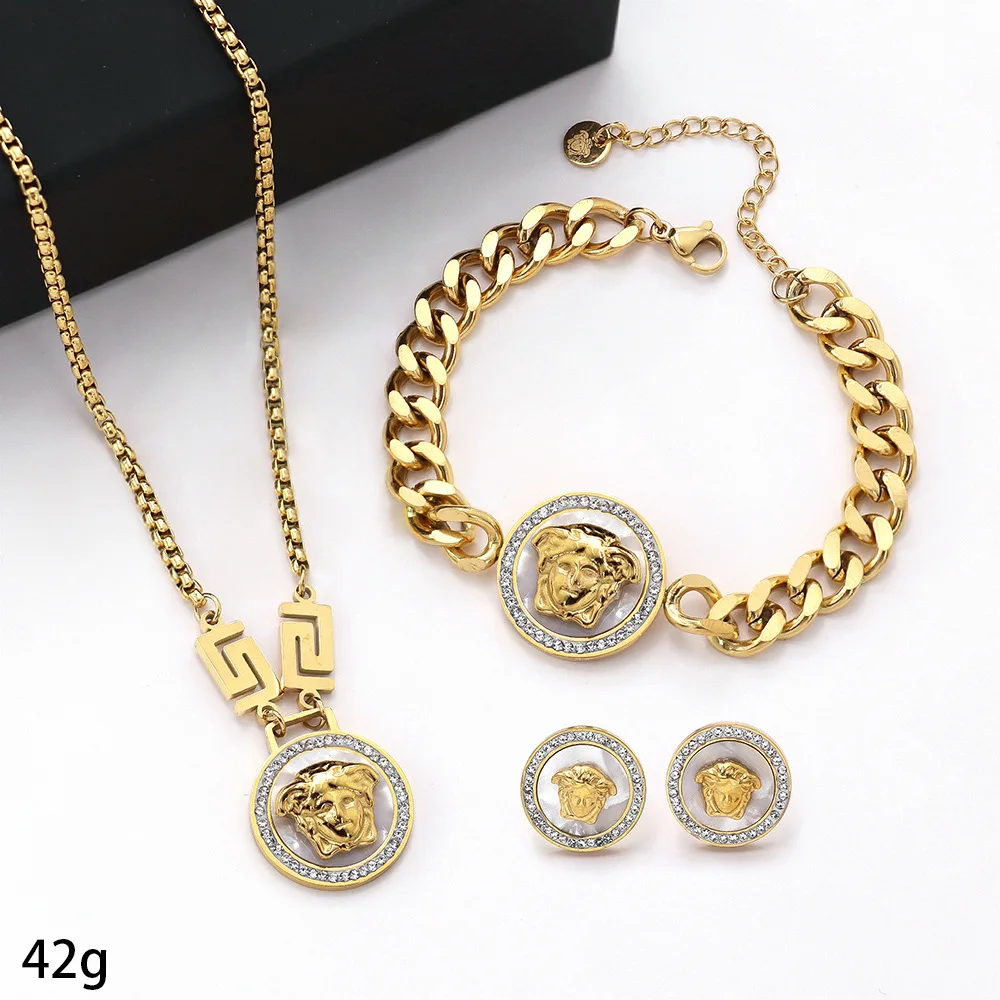High Quality 18k Gold Plated Stainless Steel Designer Jewelry Famous Brands Luxury Earrings Bracelet Necklace Jewelry Set