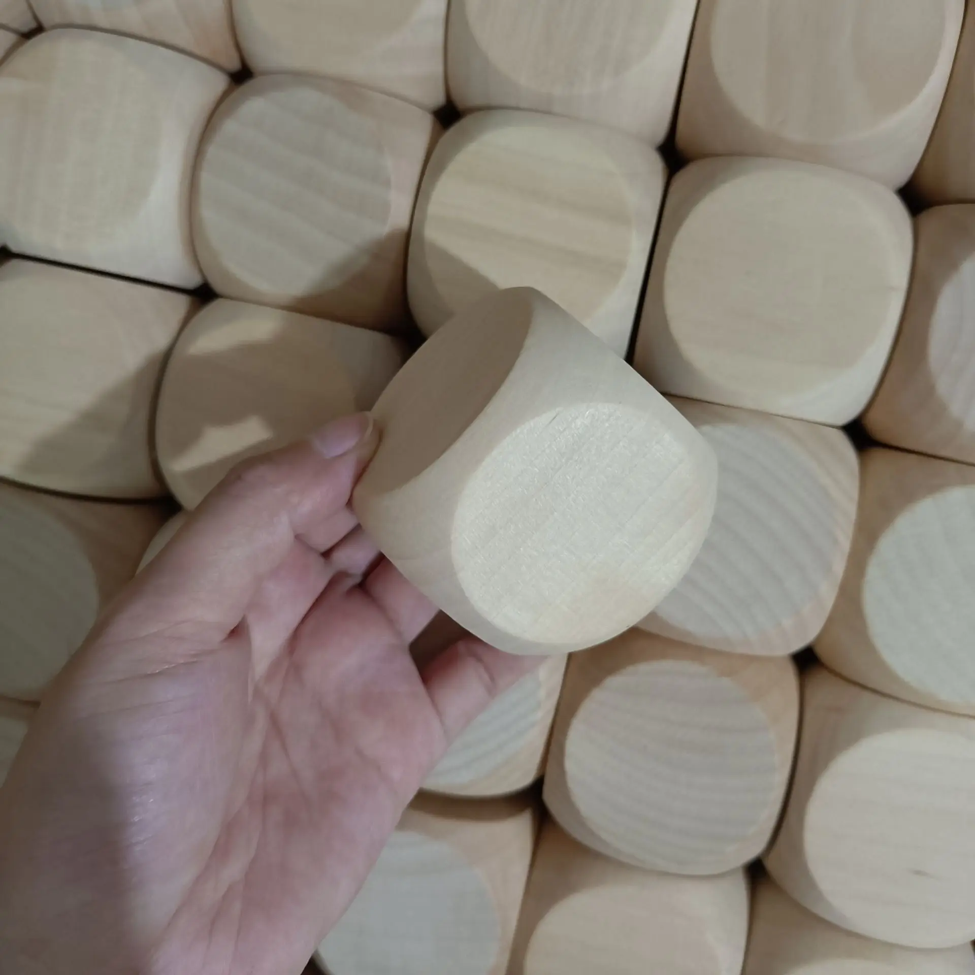 Пустые деревянные кубики круглые углы разных размеров от 10 мм до