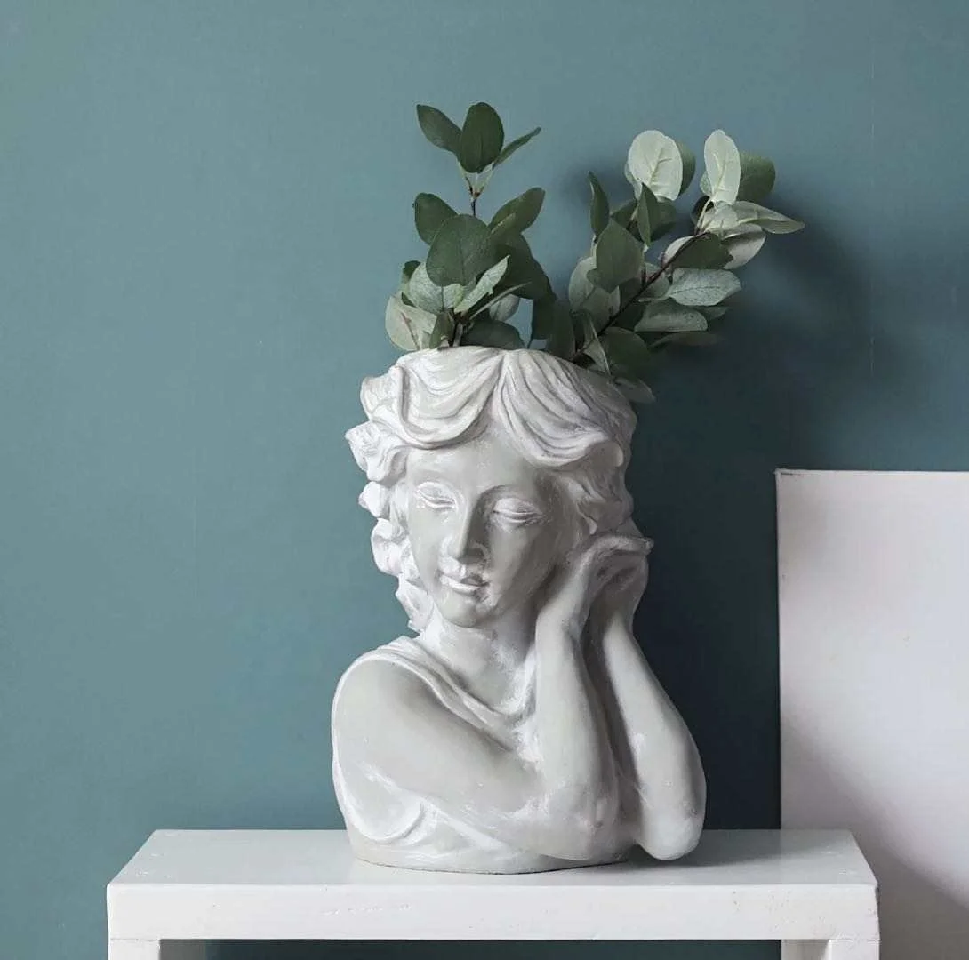 Milan Home Decoration Wrinkle Abstract Resin White Modern Flower Vase Italy Original Decor Customized Style Color Design Origin