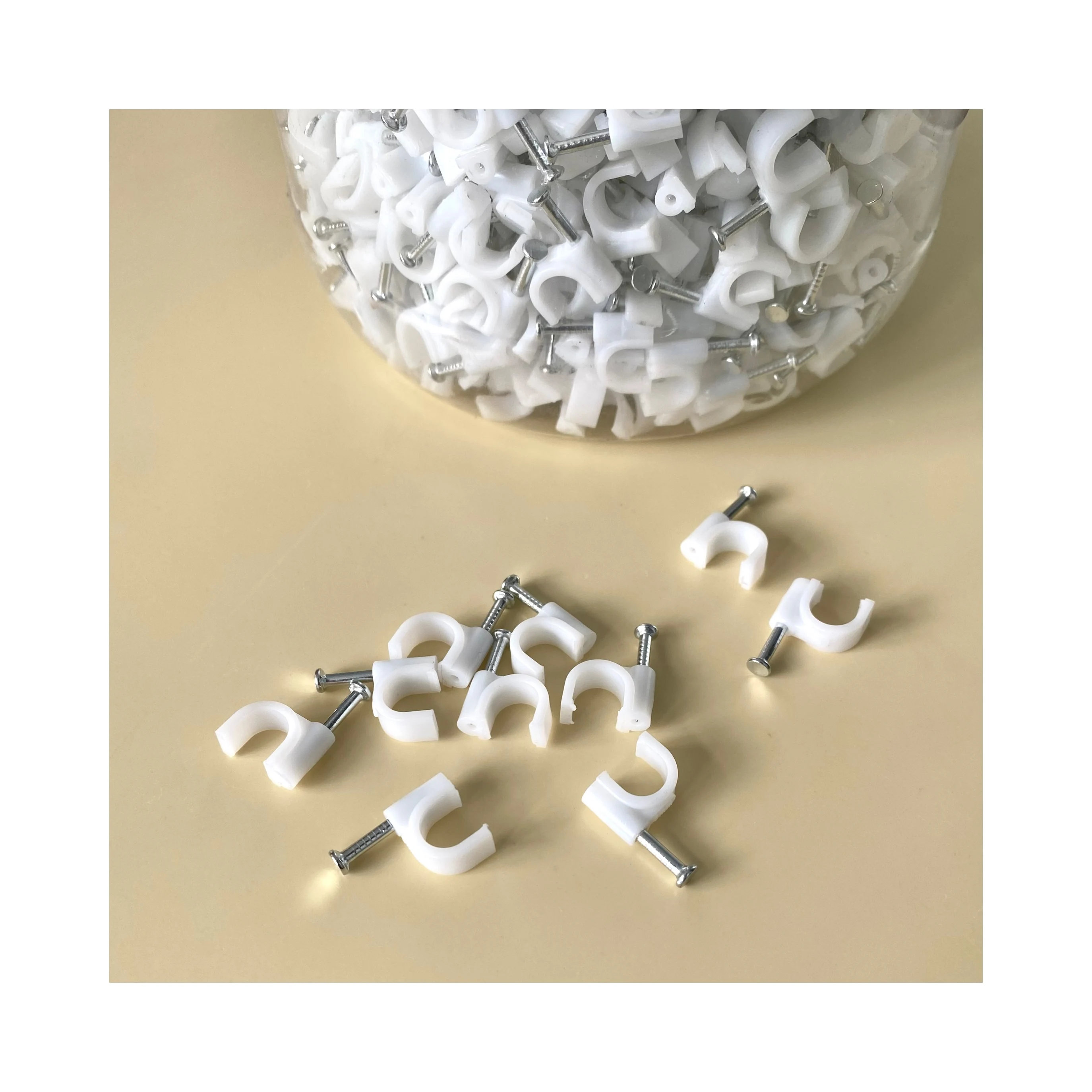 Hot Sale White Cable Clips with Steel Nails Wire and Cord Clips for Wall Mounting Cable Management Tiles Accessories