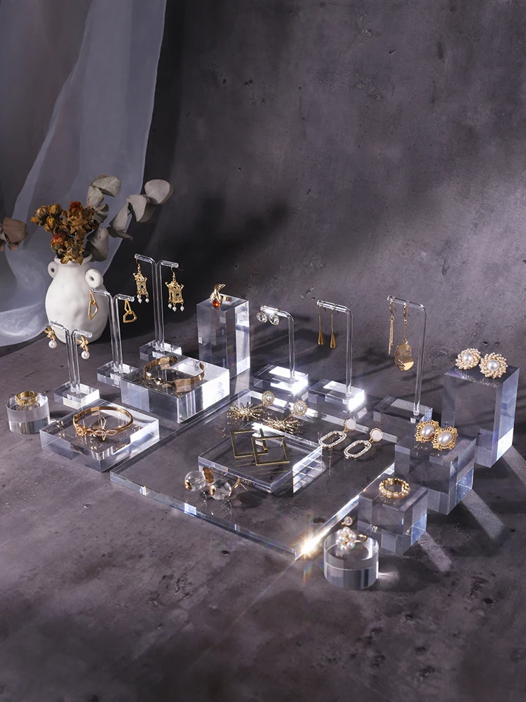 Clear Acrylic Jewelry Display Stand, Custom Acrylic Block Solid Cube Display Stands, Jewelry Display Block Holder