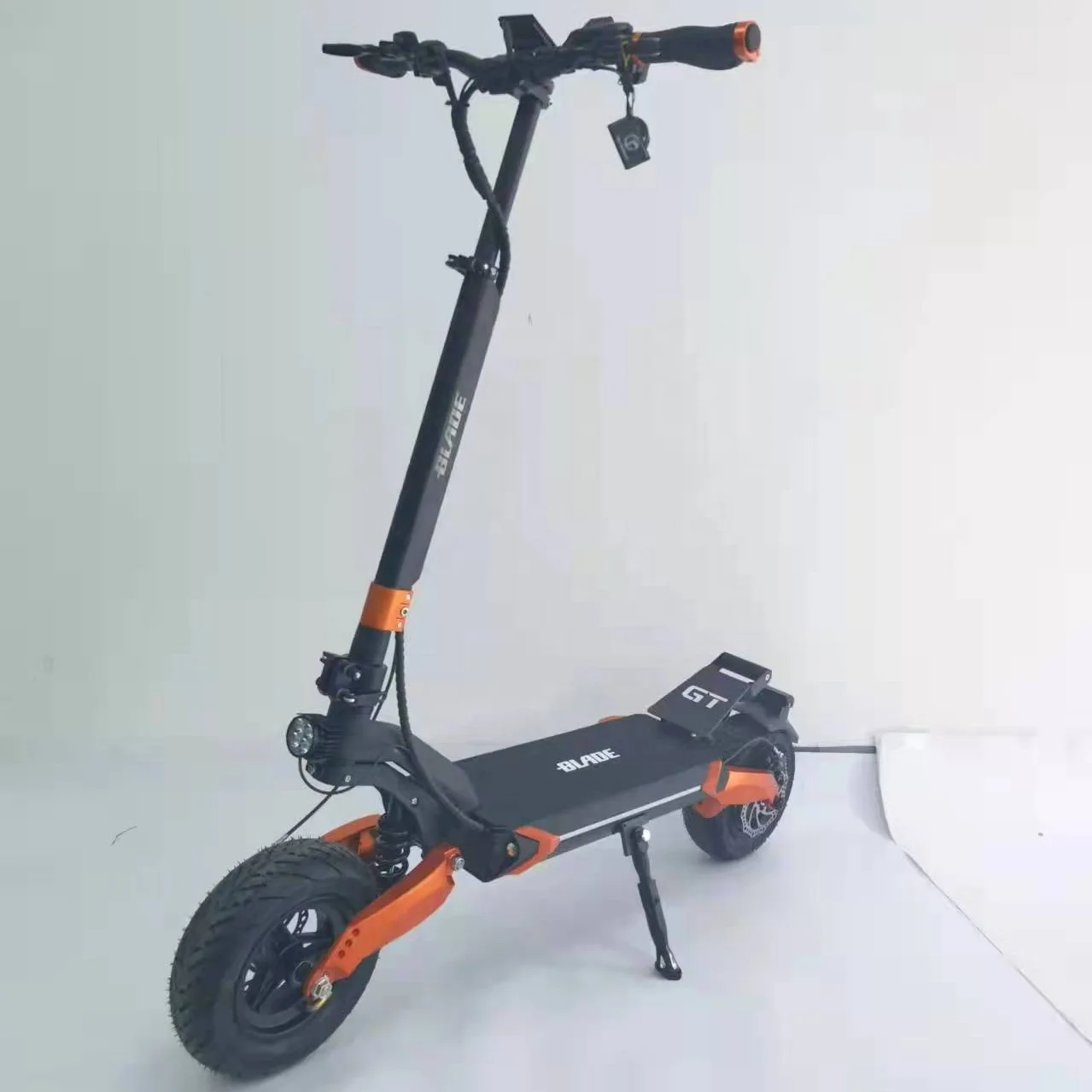 2023  blade GT  full hydraulic Disc brake with 3000w dual motor 23.4 ah max speed 85km/h adult electric scooter