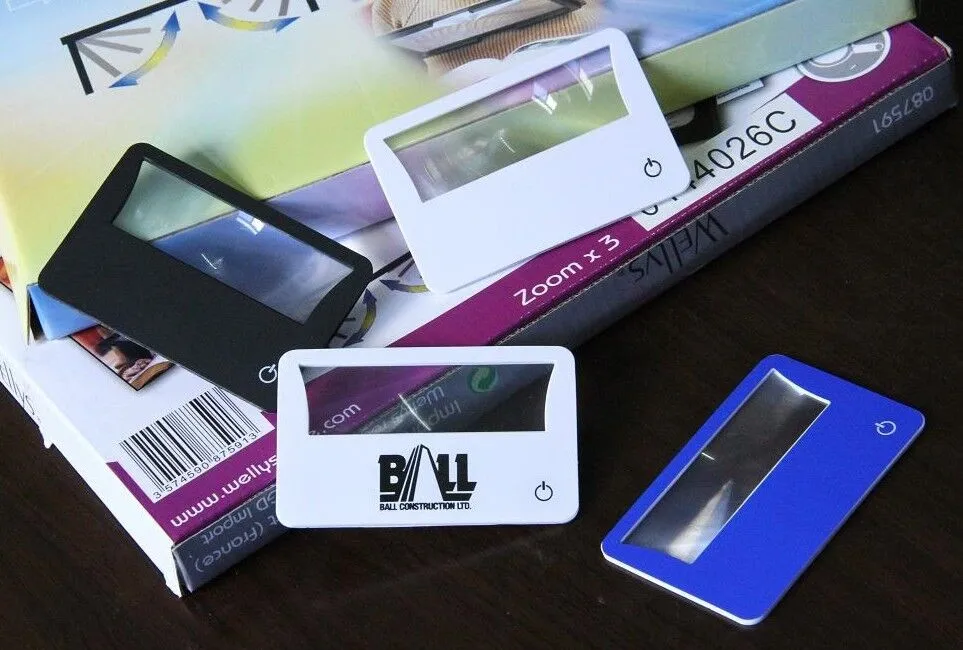 Credit Card Size Light LED Magnifier Magnifier with LED light/Pocket Magnifier/Credit Card Size Magnifier