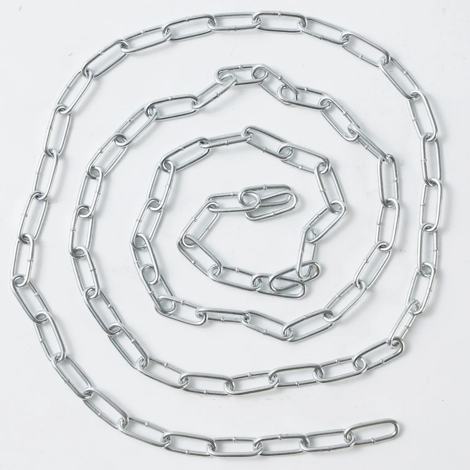 Manufacture Made in China DIN5685 A/C DIN763 Welded Steel Link Chain Drag Function 2MM 3MM 4MM 8mm Zinc Finish Alloy Material